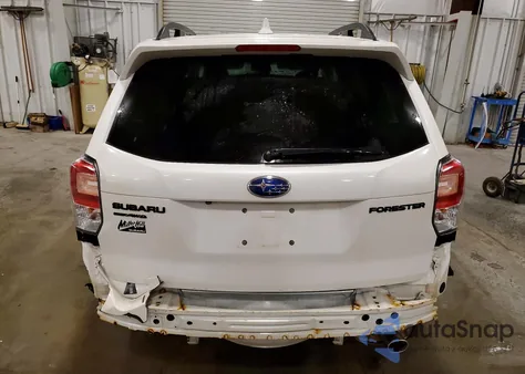 2018 Subaru Forester 2.5I Premium из США, поврежденный, VIN JF2SJAEC9JH485791